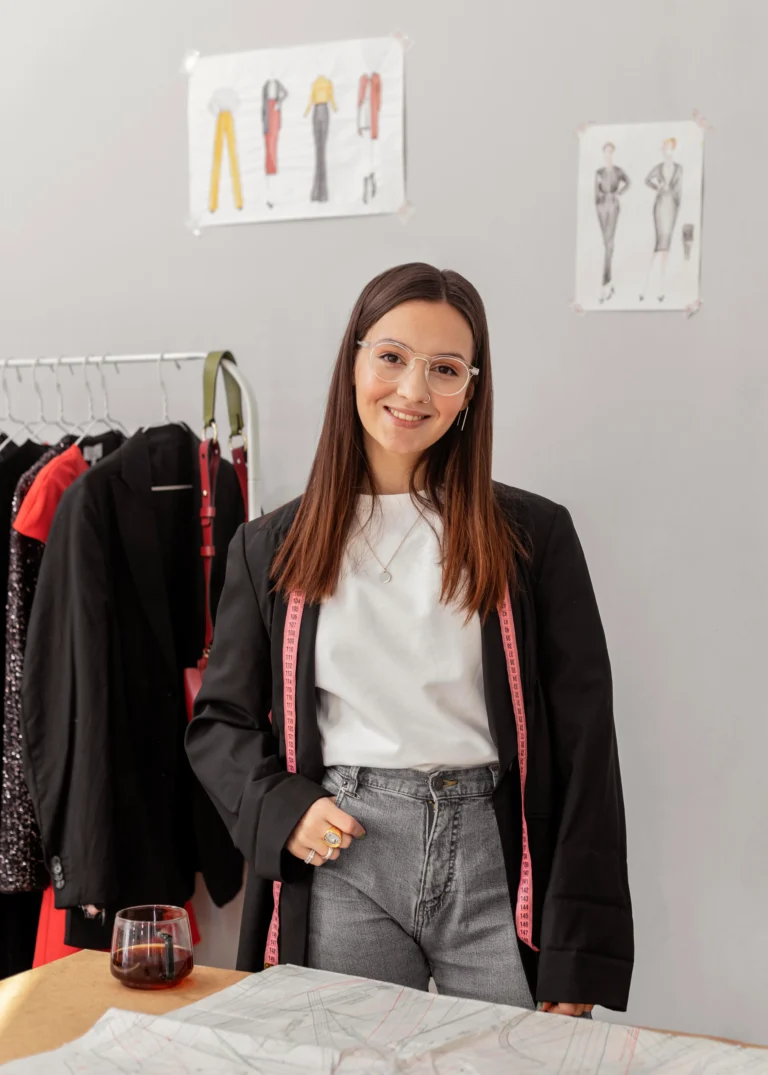 clothes-store-employee-working